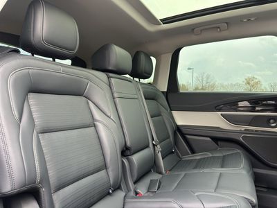 2025 Lincoln Nautilus - Photo 30