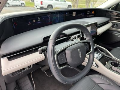 2025 Lincoln Nautilus - Photo 21