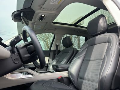 2025 Lincoln Nautilus - Photo 14