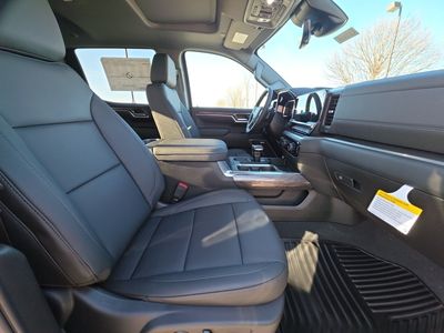 2026 Chevrolet Silverado 1500 — photo 15 view
