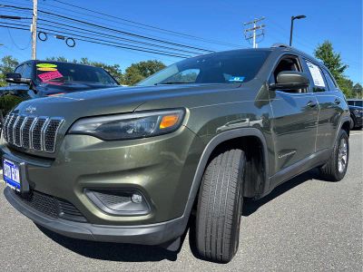 2020 Jeep Cherokee — detail view