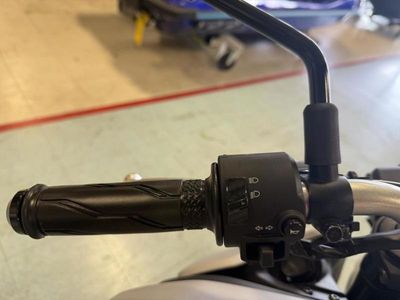 2025 Yamaha MT-03 - Photo 10