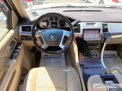 2013 Cadillac Escalade - Photo 17
