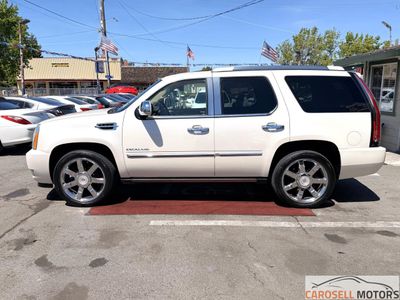 2013 Cadillac Escalade - Photo 3