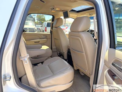2013 Cadillac Escalade - Photo 32