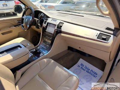 2013 Cadillac Escalade - Photo 33