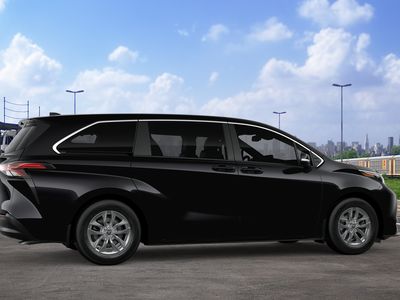 2026 Toyota Sienna — photo 12 view