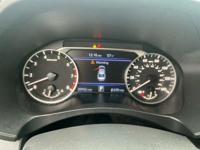 2025 Nissan Altima — photo 10 view