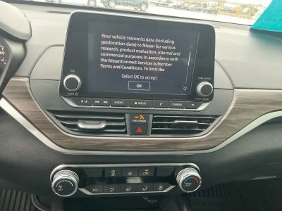 2025 Nissan Altima — photo 11 view