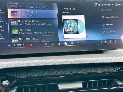 2026 BMW 3 Series — photo 12 view