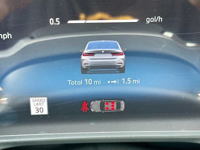 2026 BMW 3 Series — photo 9 view