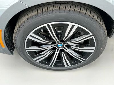2026 BMW 3 Series — photo 26 view