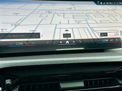 2026 BMW 3 Series — photo 10 view
