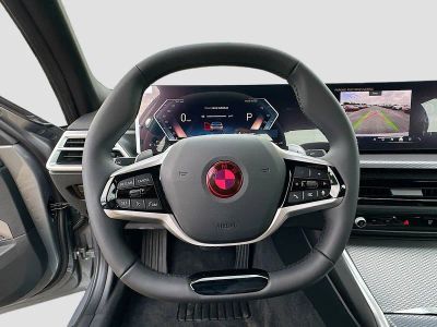 2026 BMW 3 Series — photo 8 view