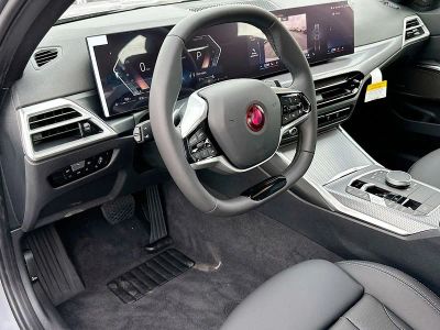 2026 BMW 3 Series — photo 7 view