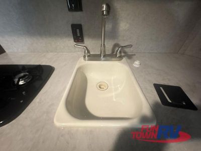 2019 Forest River RV Cherokee Wolf Pup - Photo 17