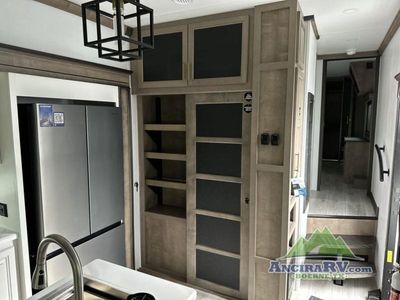 2025 Keystone RV Montana - Photo 14