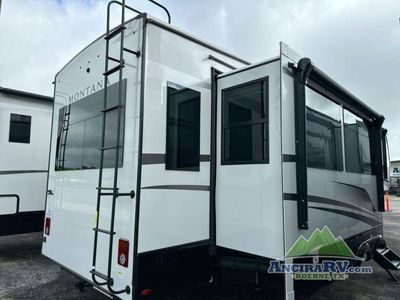 2025 Keystone RV Montana - Photo 4