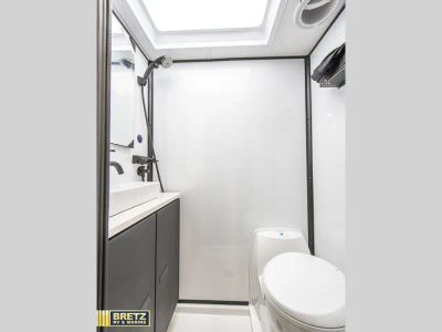 2026 Tiffin Motorhomes Open Trail - Photo 13