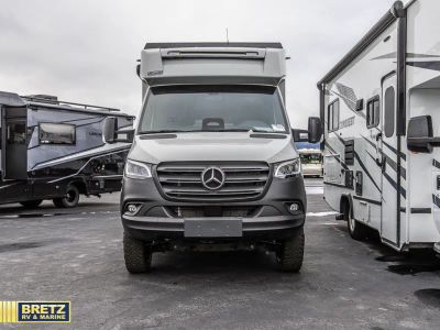 2026 Tiffin Motorhomes Open Trail - Photo 2