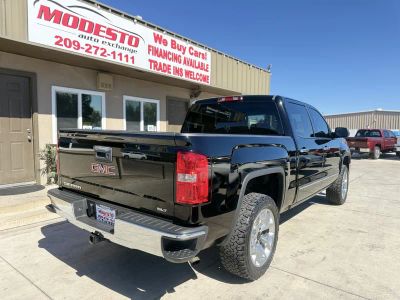 2015 GMC Sierra 1500 — rear three-quarter view
