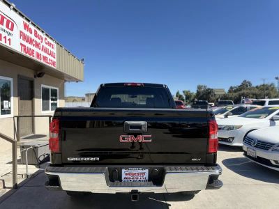 2015 GMC Sierra 1500 — interior view