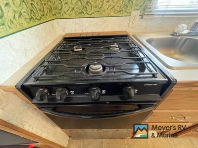 2003 Forest River RV Wildwood - Photo 11