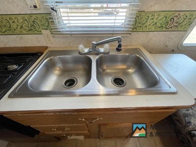 2003 Forest River RV Wildwood - Photo 10