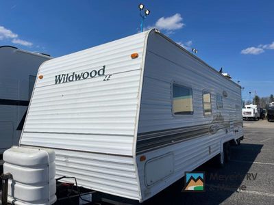 2003 Forest River RV Wildwood - Photo 2