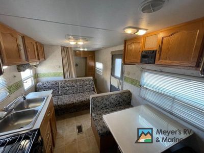 2003 Forest River RV Wildwood - Photo 6