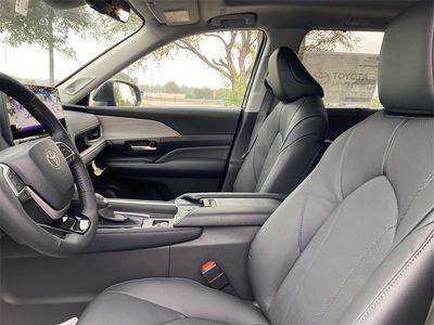 2026 Toyota Grand Highlander — side profile view