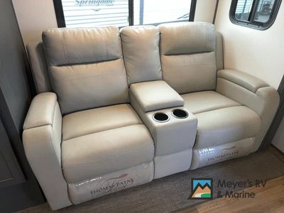 2022 Keystone RV Premier Ultra Lite - Photo 10