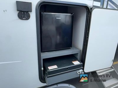 2022 Keystone RV Premier Ultra Lite - Photo 4