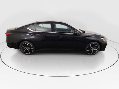 2024 Nissan Altima - Photo 8