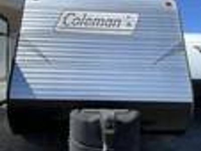 2017 Dutchmen Coleman Lantern - Conventional 274BH — front three-quarter view