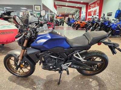 2022 Honda CB300R ABS - Photo 5