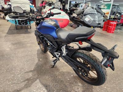 2022 Honda CB300R ABS - Photo 6