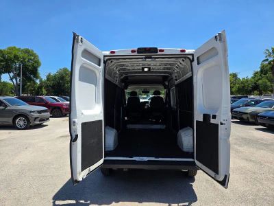 2025 Ram ProMaster Cargo Van — photo 30 view