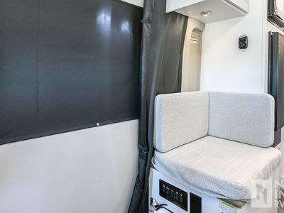 2026 Jayco Comet - Photo 9