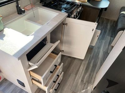 2025 Jayco Jay Flight SLX - Photo 28