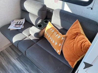 2025 Jayco Jay Flight SLX - Photo 18
