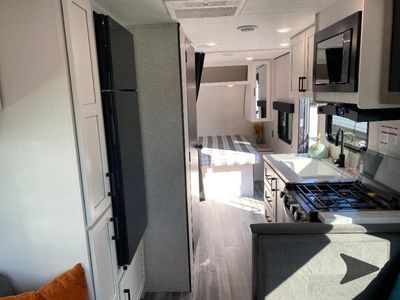 2025 Jayco Jay Flight SLX - Photo 12