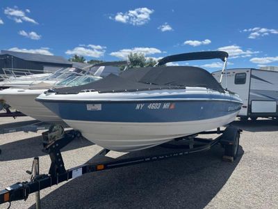 2011 Bayliner Marine Runabout Series - Photo 4