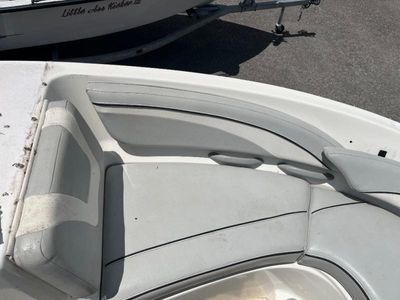 2011 Bayliner Marine Runabout Series - Photo 7