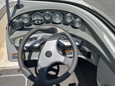 2011 Bayliner Marine Runabout Series - Photo 12