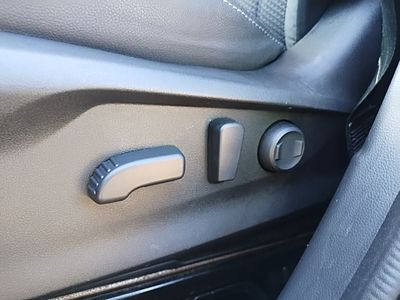 2022 Subaru Forester - Photo 24
