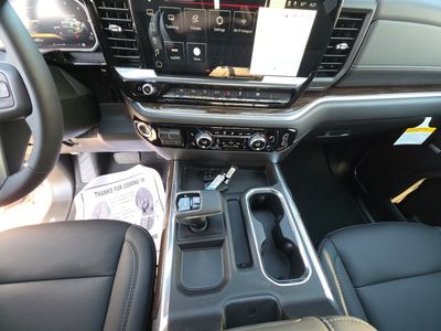 2026 GMC Sierra 1500 — photo 13 view