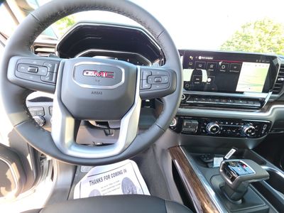 2026 GMC Sierra 1500 — photo 8 view