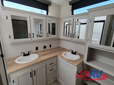 2026 Coachmen RV Brookstone - Photo 18