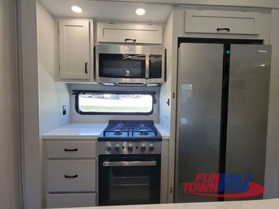 2026 Coachmen RV Brookstone - Photo 9